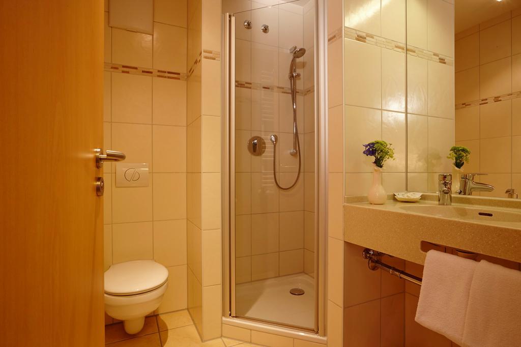 Hotel Eberl Hattenhofen  Δωμάτιο φωτογραφία