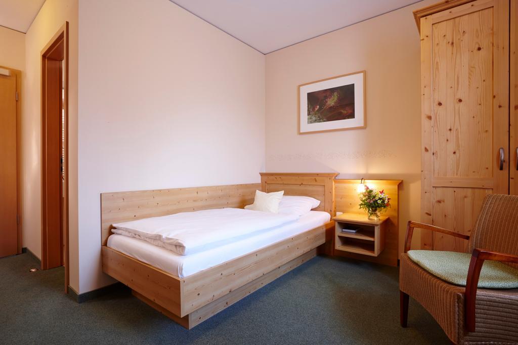 Hotel Eberl Hattenhofen  Εξωτερικό φωτογραφία